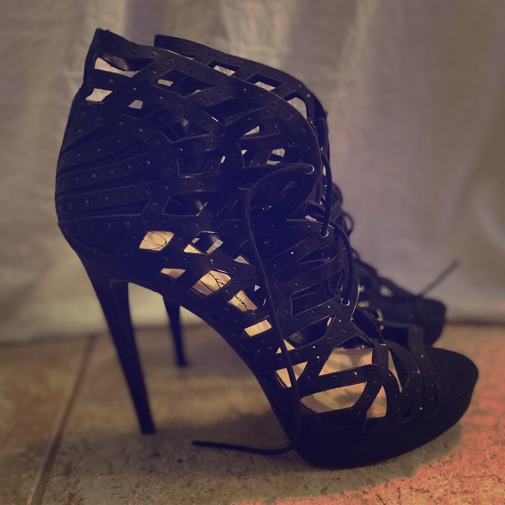 Black sparkle Jessica Simpson heels